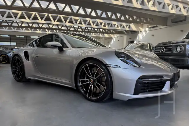 Porsche 992 911 turbo Coupe Ansicht 2