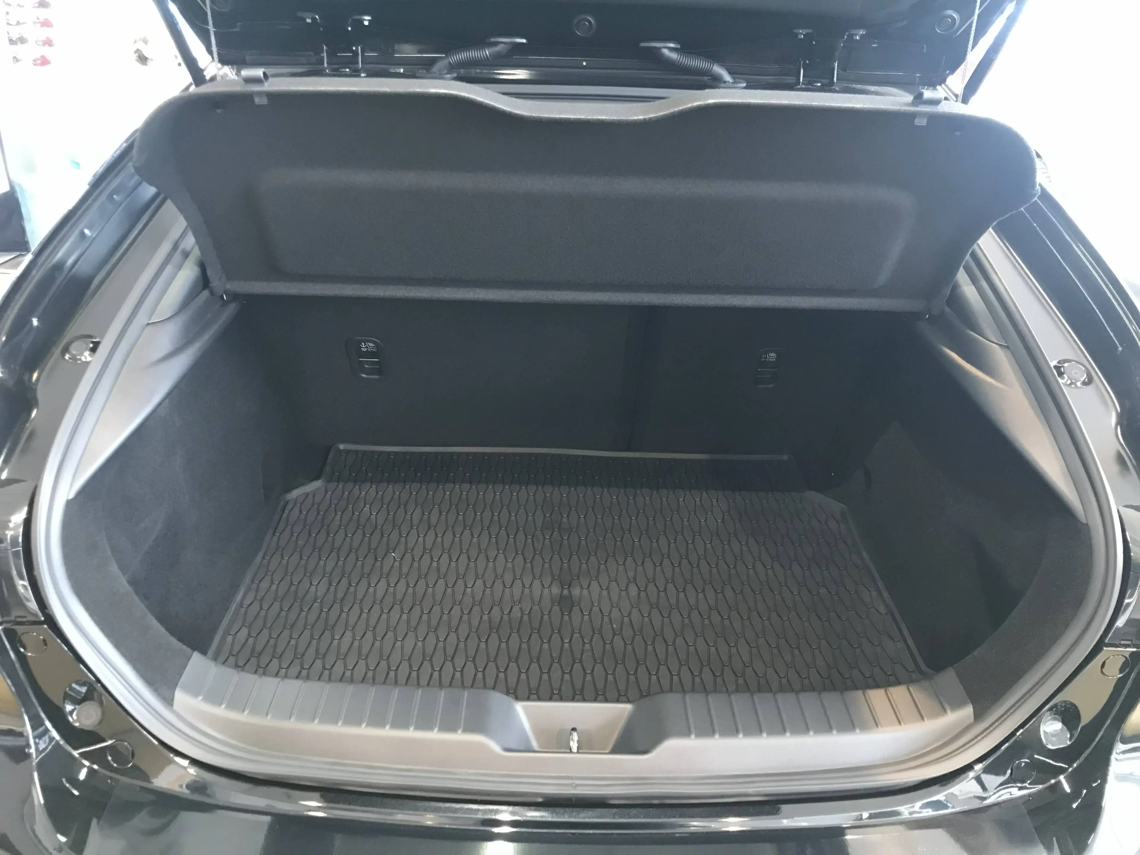 Mazda 3 2.5L e-SKYACTIV G 140ps 6AT HOMURA — photo 7