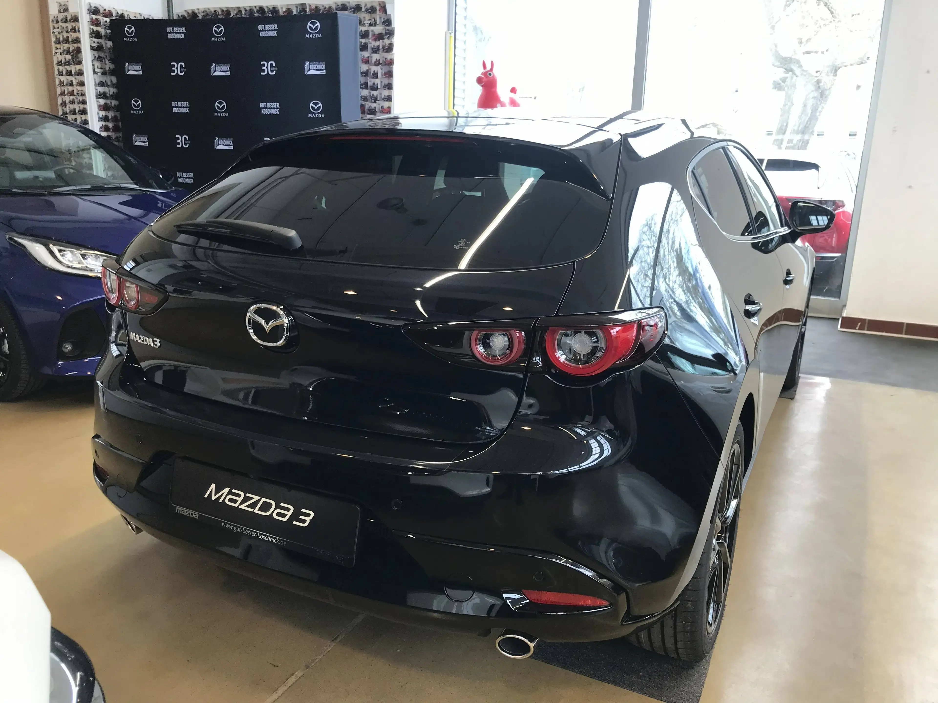 Mazda 3 2.5L e-SKYACTIV G 140ps 6AT HOMURA — photo 5