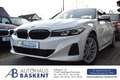BMW 318 i Lim.*LIVE COCKPIT*LED*NAVI*SHZ*PDC*ALU Weiß - thumbnail 1
