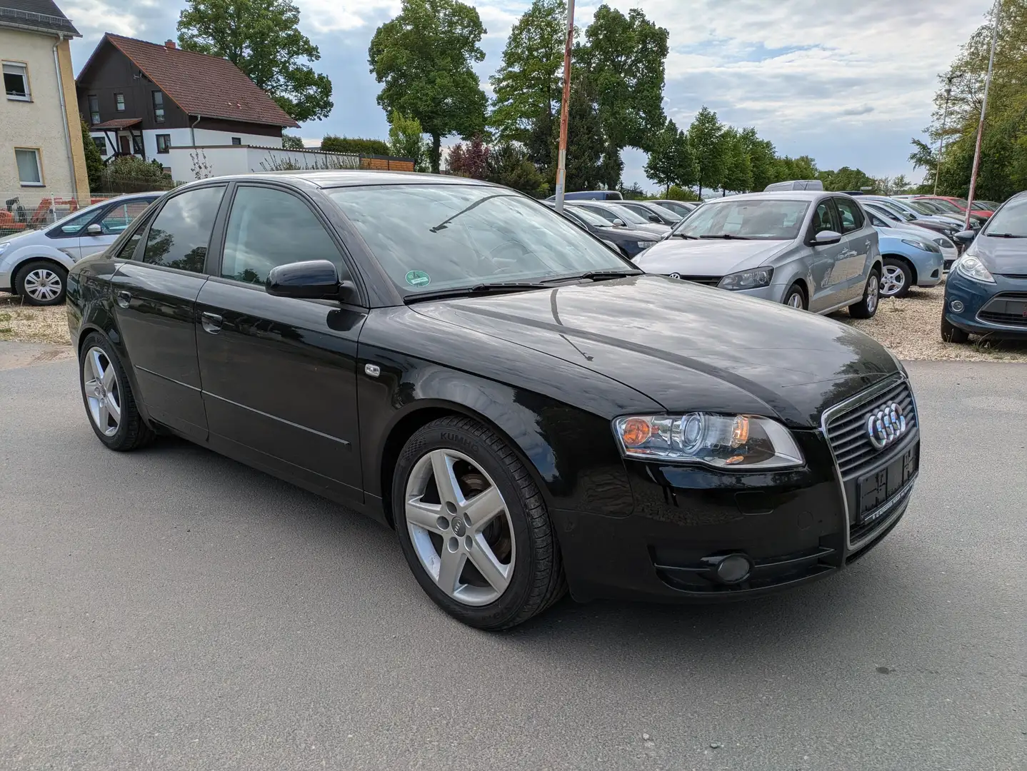 Audi A4 1.6 118tkm, Zahnriemen gewechselt, Tüv neu mgl. Schwarz - 1