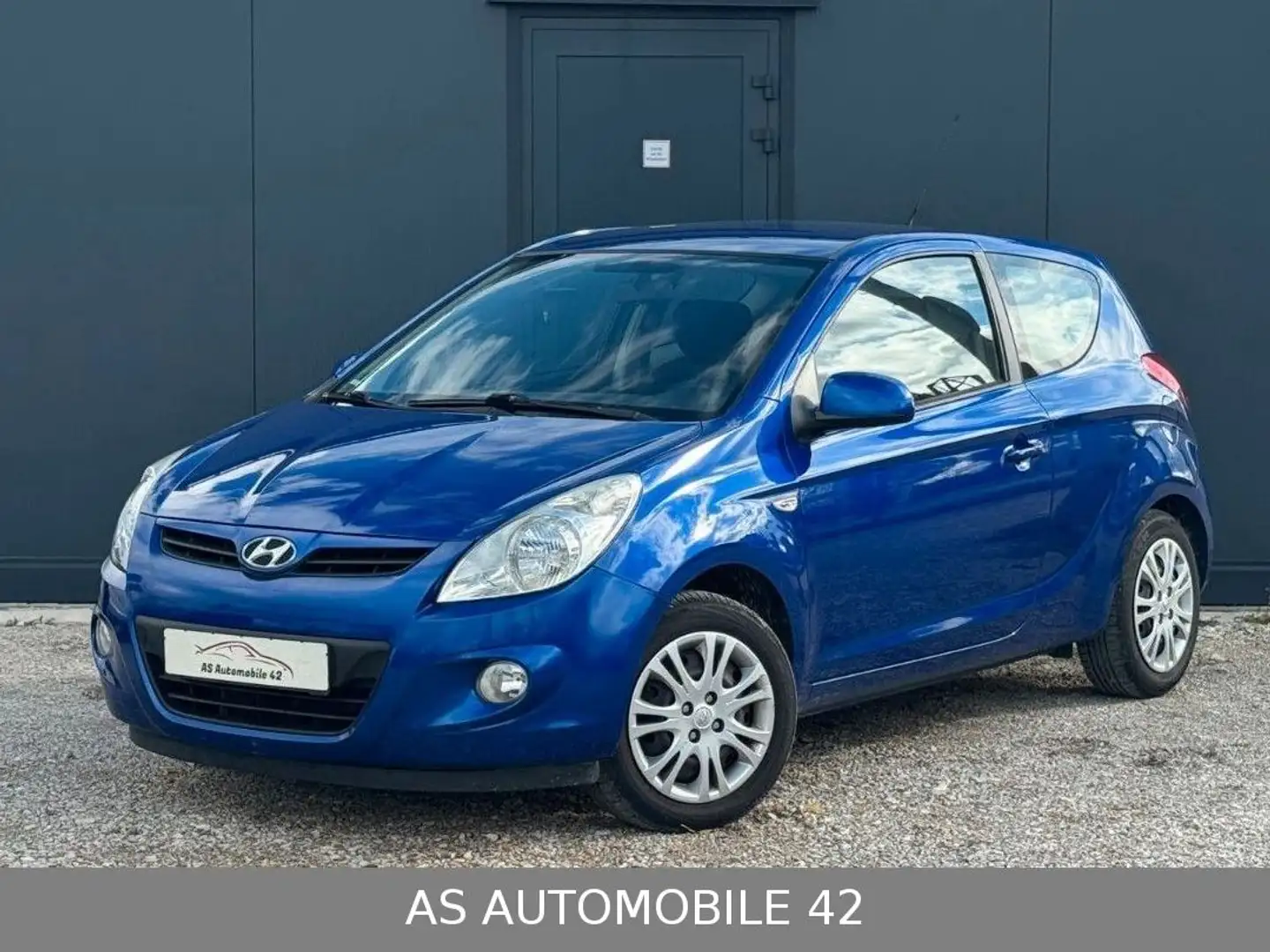 Hyundai i20 1,4 Comfort 3-Türer *74KW*MFL*KLIMA* Bleu - 1