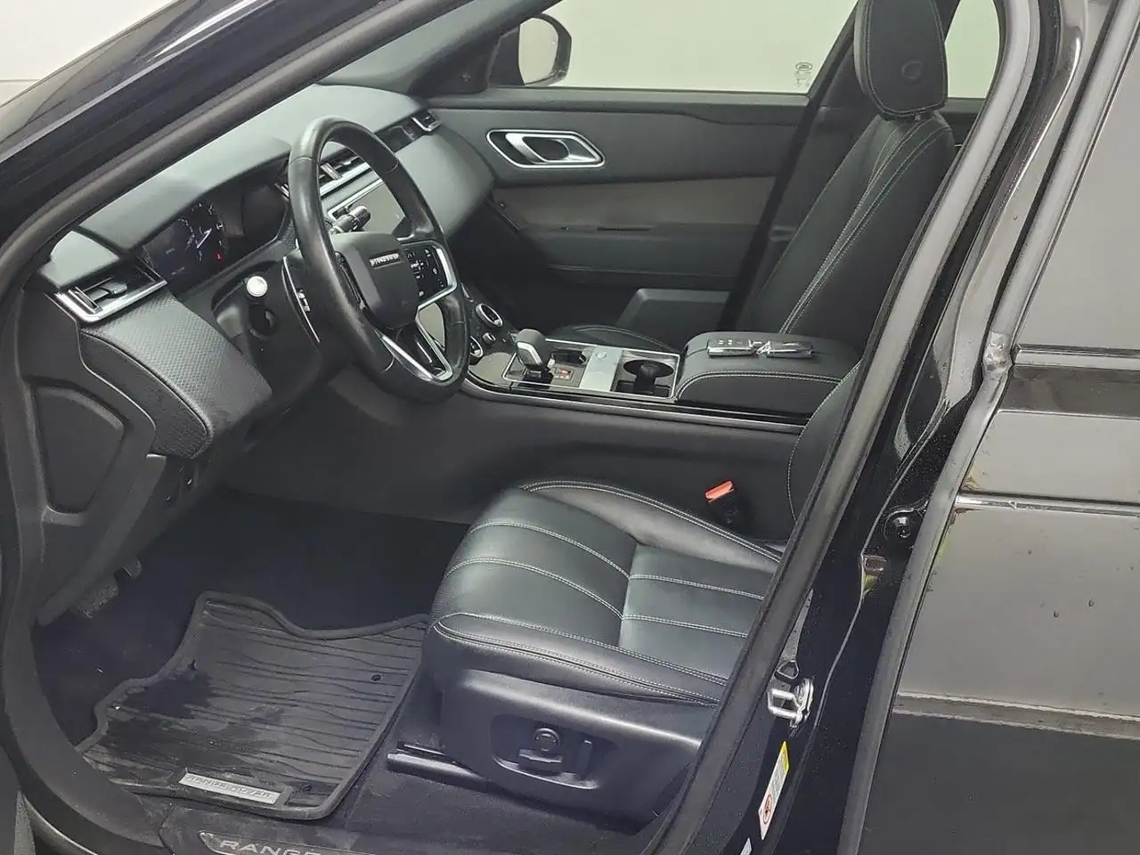 Land Rover Range Rover Velar fotografie Land Rover Range Rover Velar