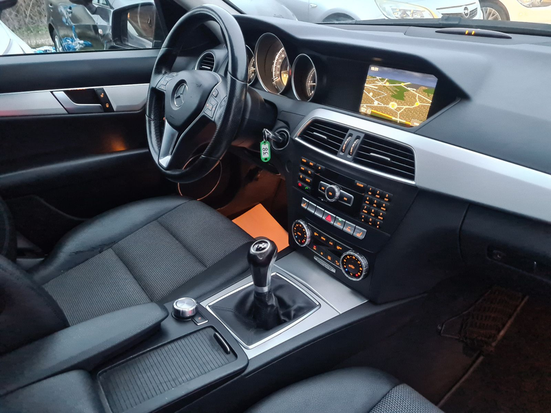 Mercedes-Benz C 200 CDI T BlueEFFICIENCY AVANTGARDE — photo 7