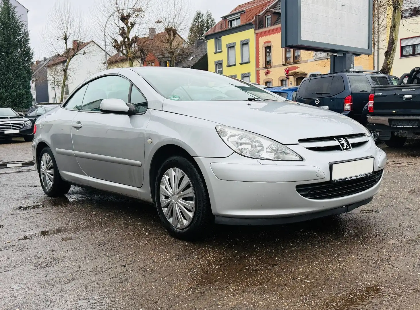 Peugeot 307 CC Klimaautomatik Leder PDC SHZG Grau - 1