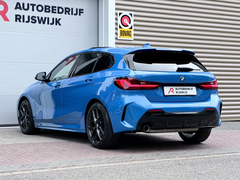 BMW 118 1-serie 118i Executive Edition Pano/Camera/HuD — photo 7