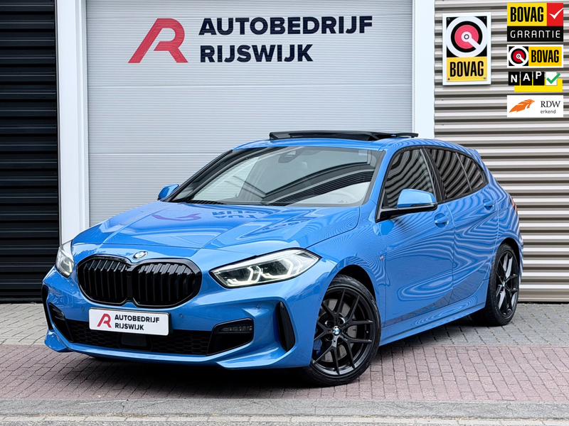 BMW 118 1-serie 118i Executive Edition Pano/Camera/HuD