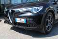 Alfa Romeo Stelvio 2.2 t Super 160cv AUTO con NAVI e CarPlay Nero - thumbnail 2
