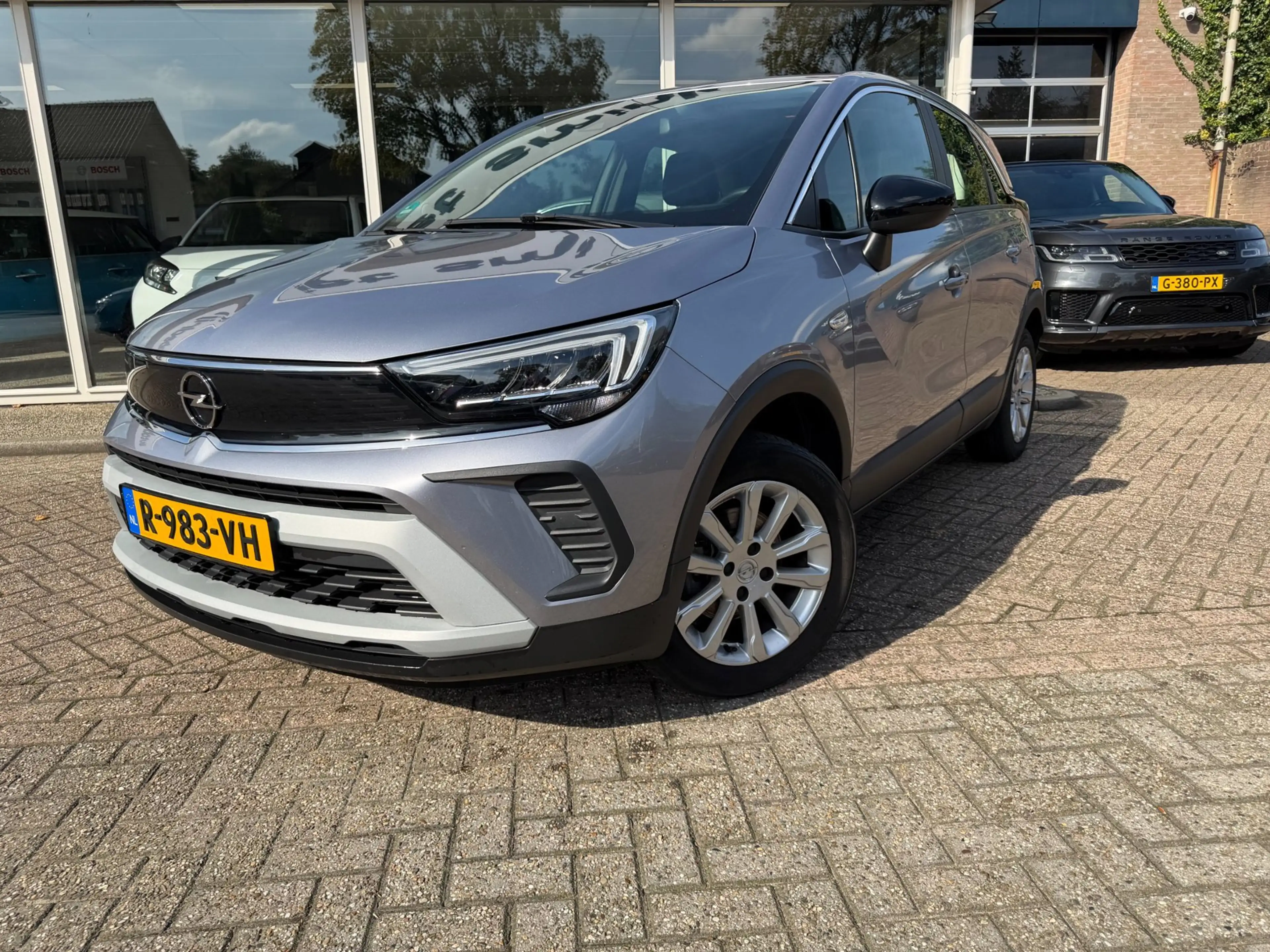 Opel Crossland 1.2 Turbo Elegance — photo 2