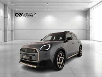 Mini Countryman SE Favoured all4