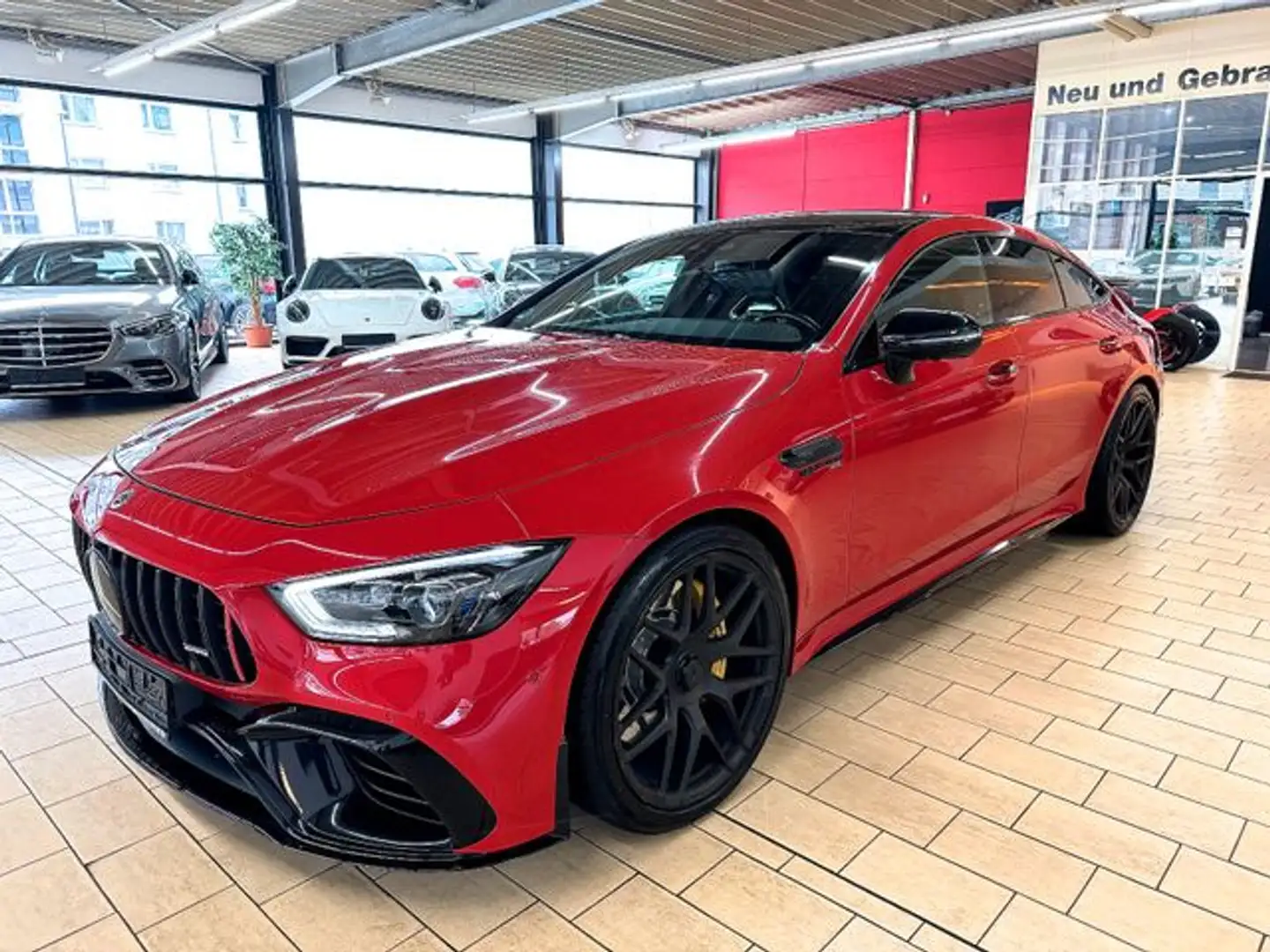 Mercedes-Benz AMG GT 63 4Matic+ *AERODYAMIK-PAKET+21'AMG* Rojo - 2