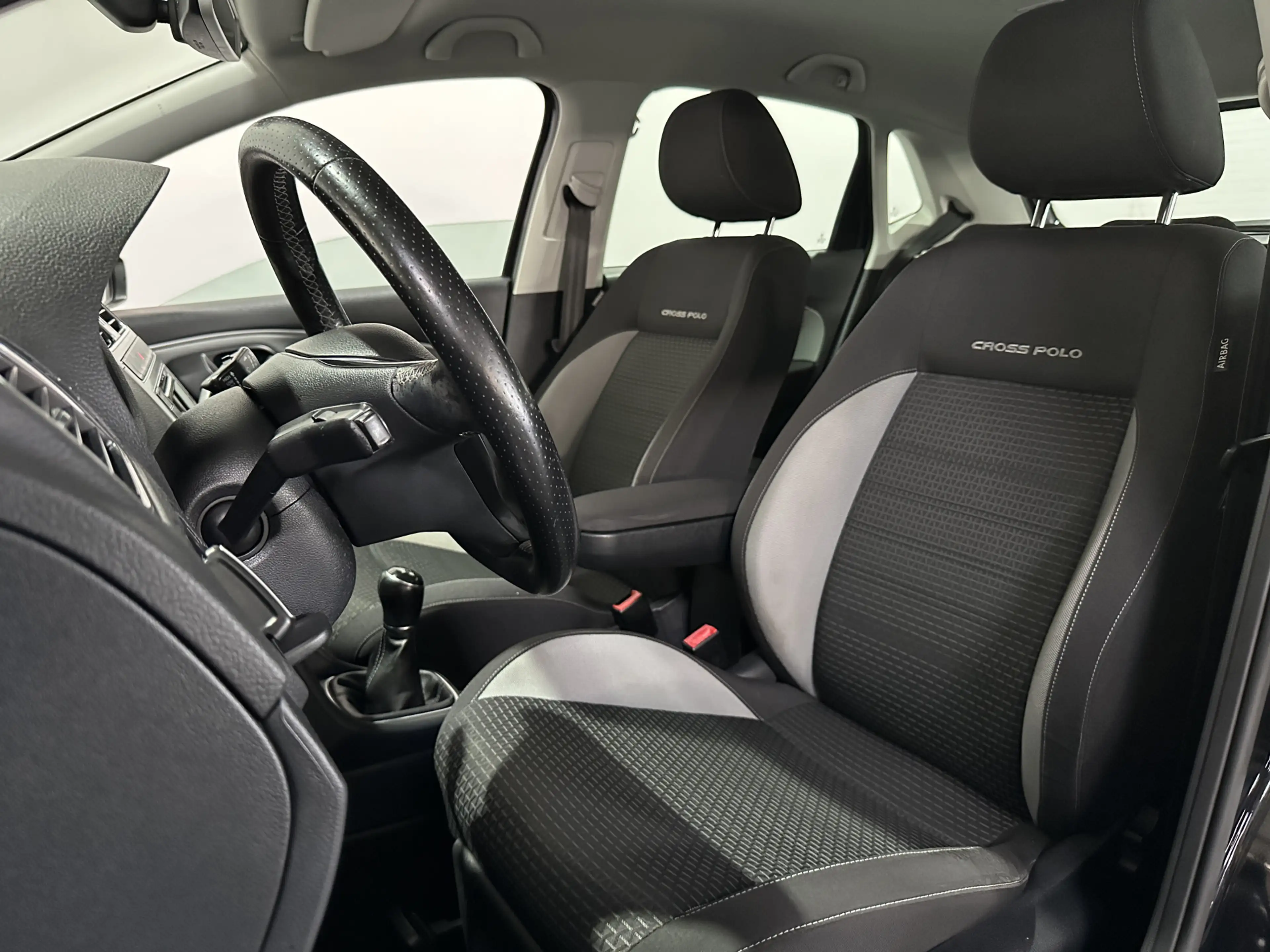 Volkswagen Polo Cross 1.2 TSI - Airco / Bluetooth / Cruise — photo 10