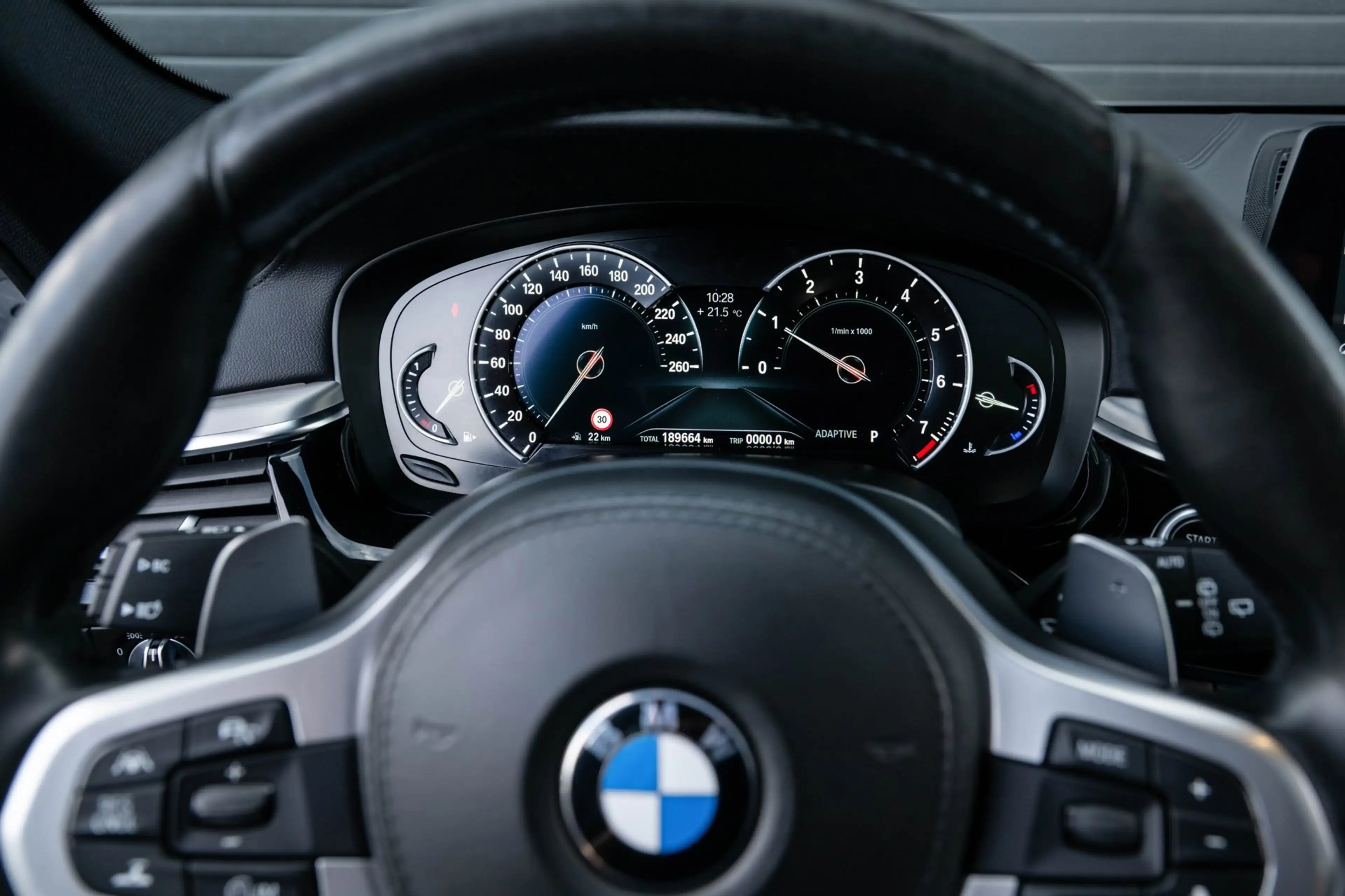 BMW 540 5-serie Touring 540i xDrive High Executive|Pano|St — photo 29