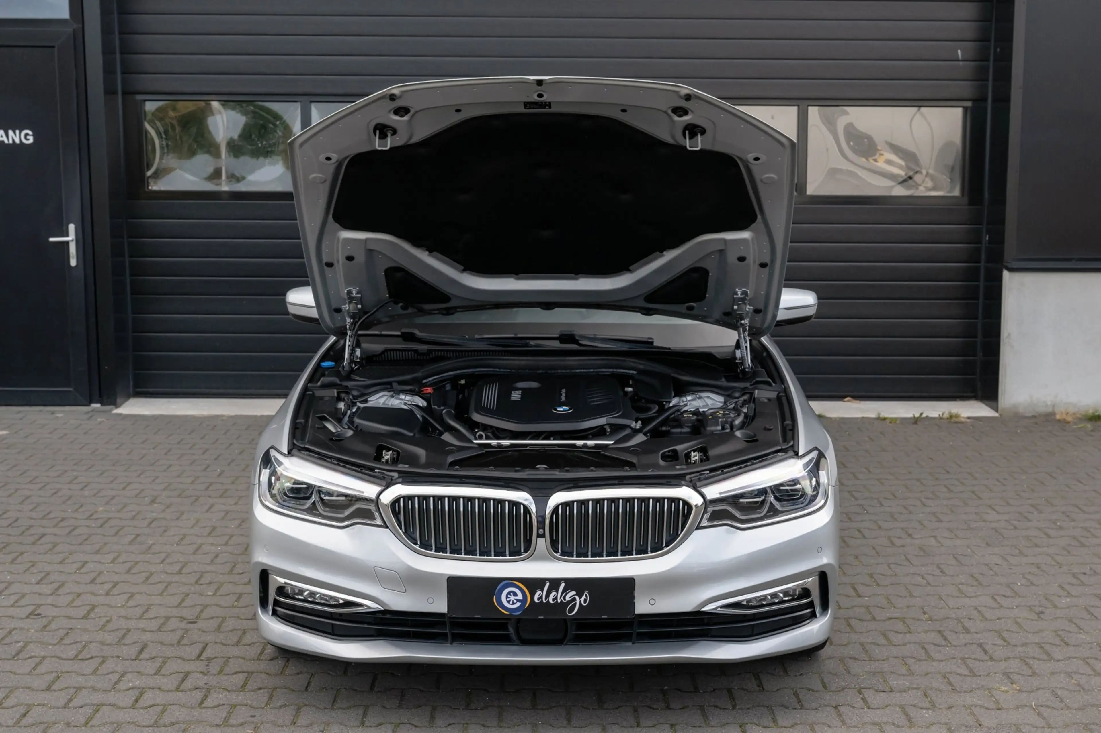 BMW 540 5-serie Touring 540i xDrive High Executive|Pano|St — photo 14