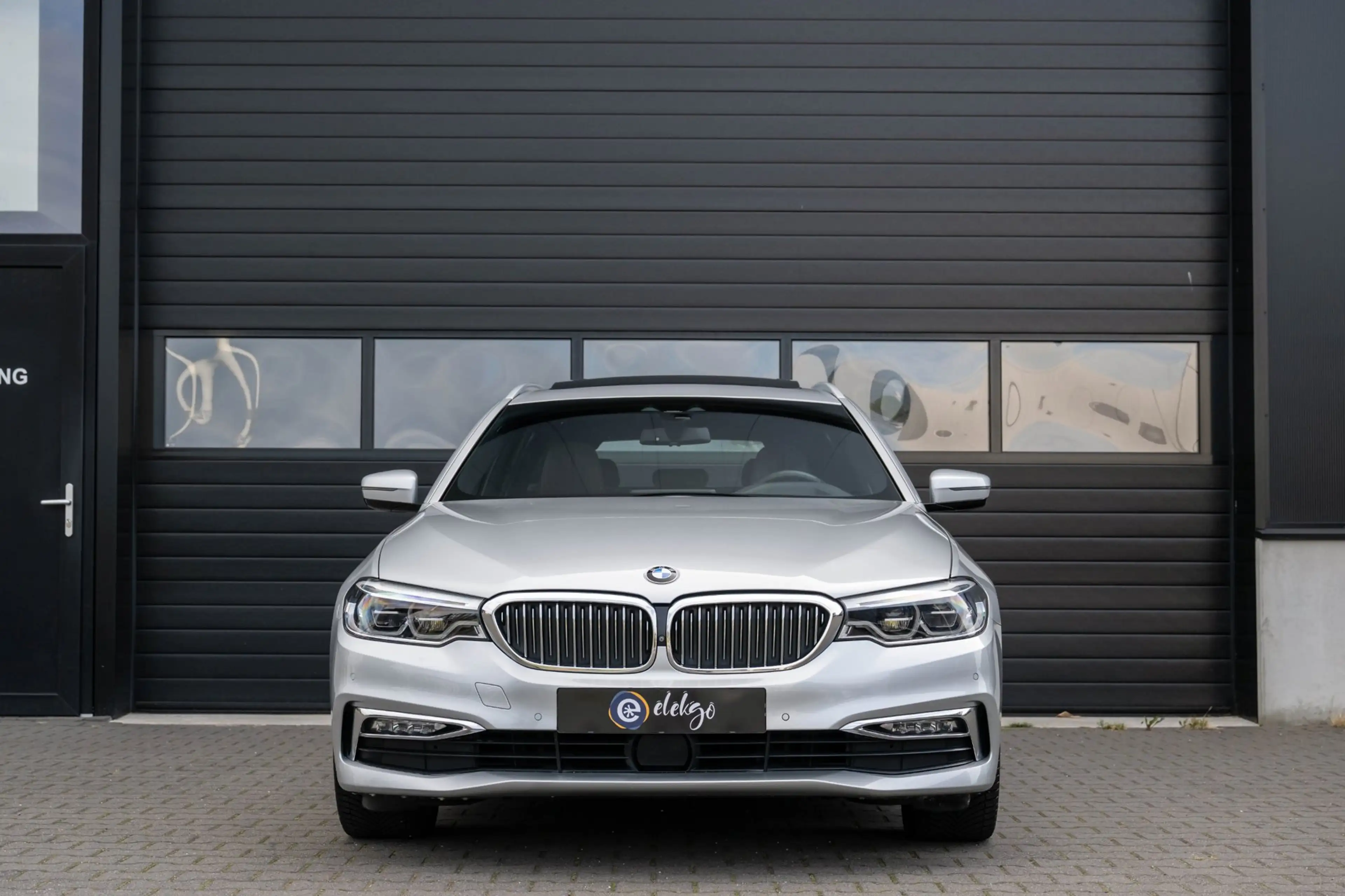 BMW 540 5-serie Touring 540i xDrive High Executive|Pano|St — photo 9