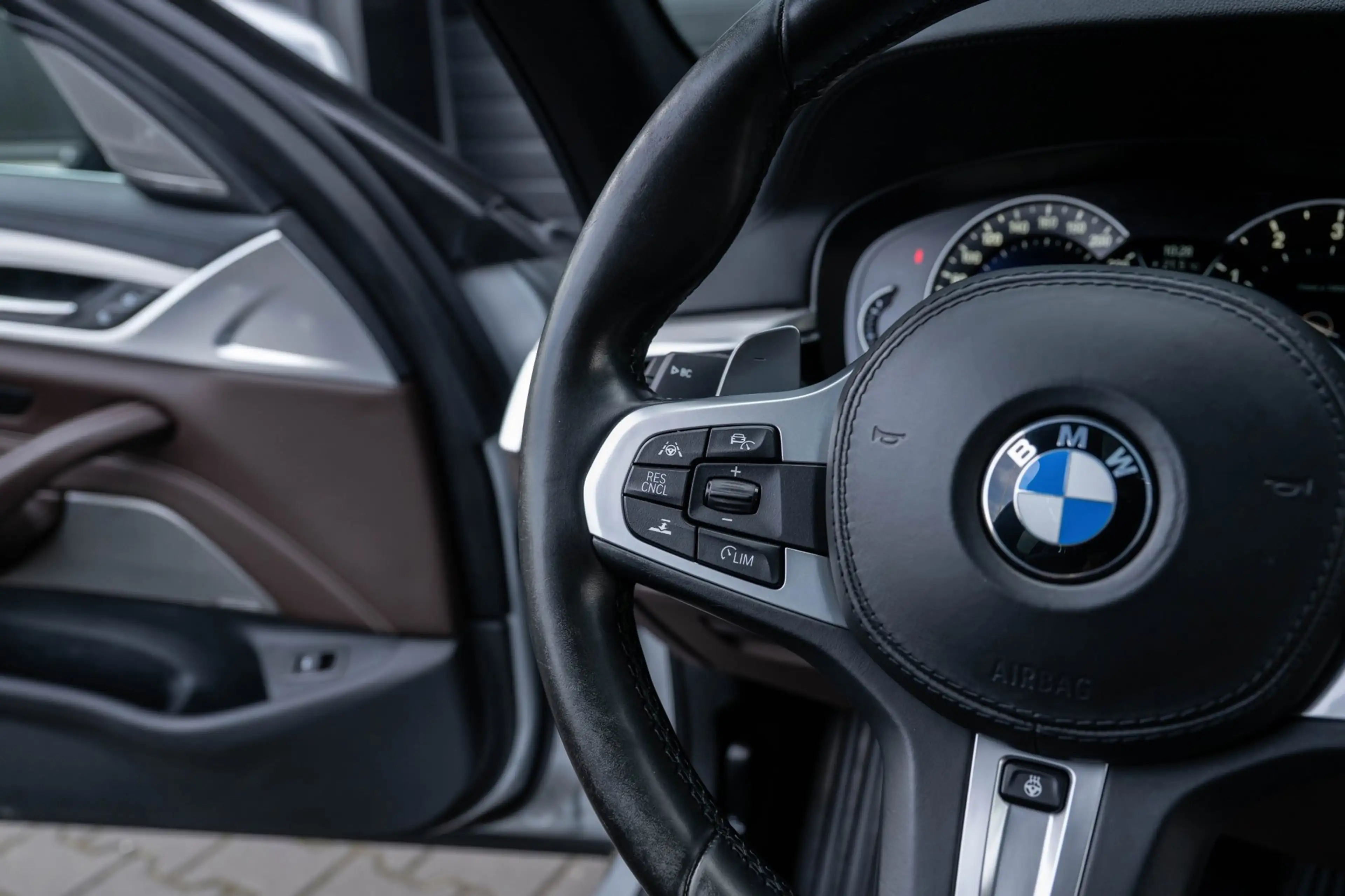 BMW 540 5-serie Touring 540i xDrive High Executive|Pano|St — photo 28
