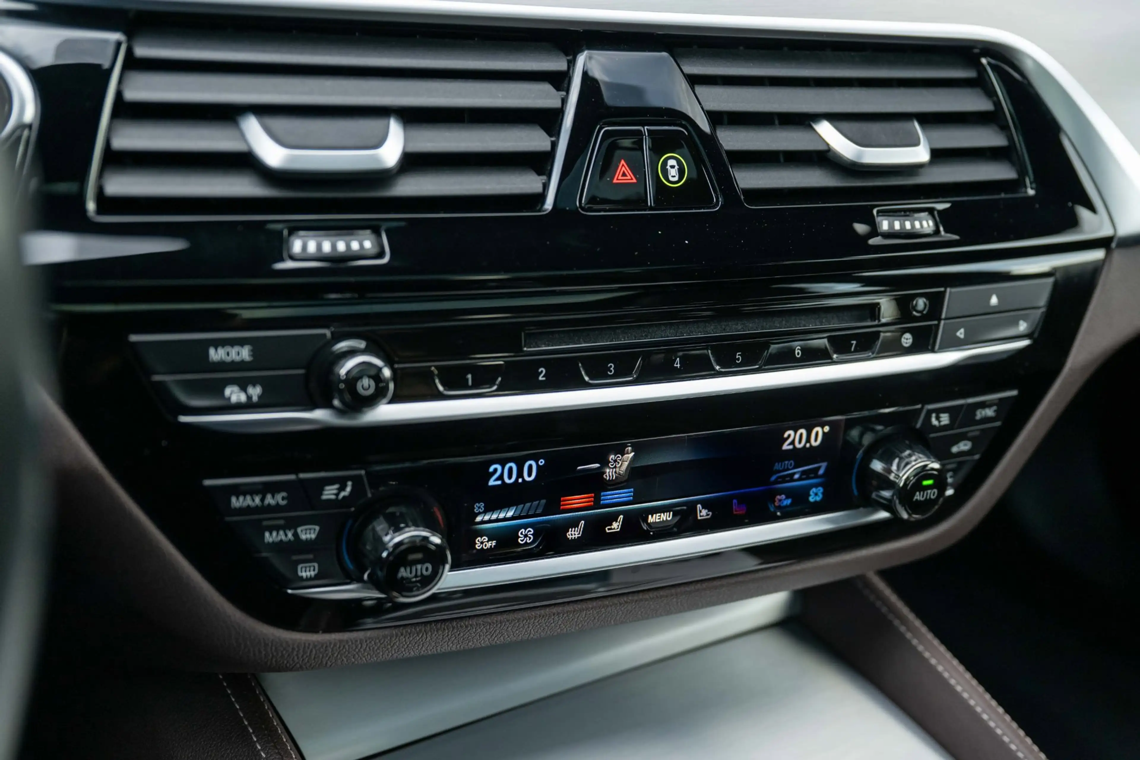BMW 540 5-serie Touring 540i xDrive High Executive|Pano|St — photo 33