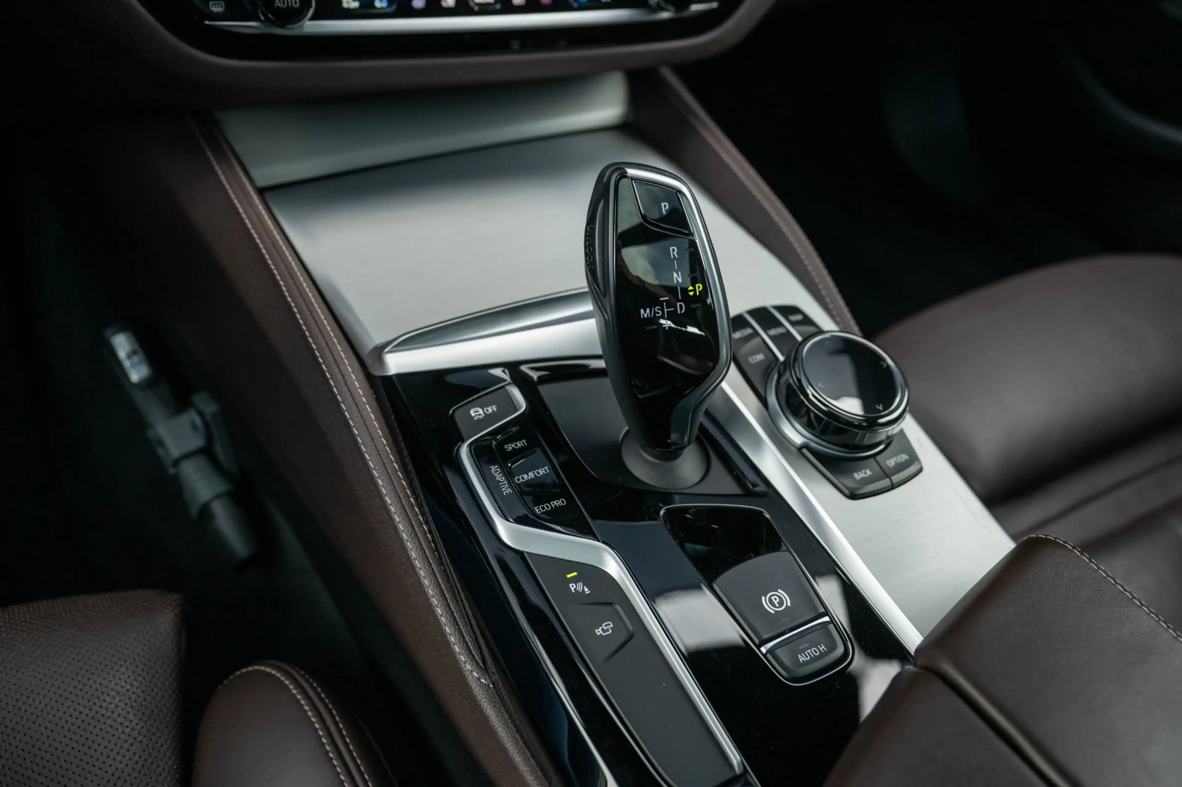 BMW 540 5-serie Touring 540i xDrive High Executive|Pano|St — photo 34