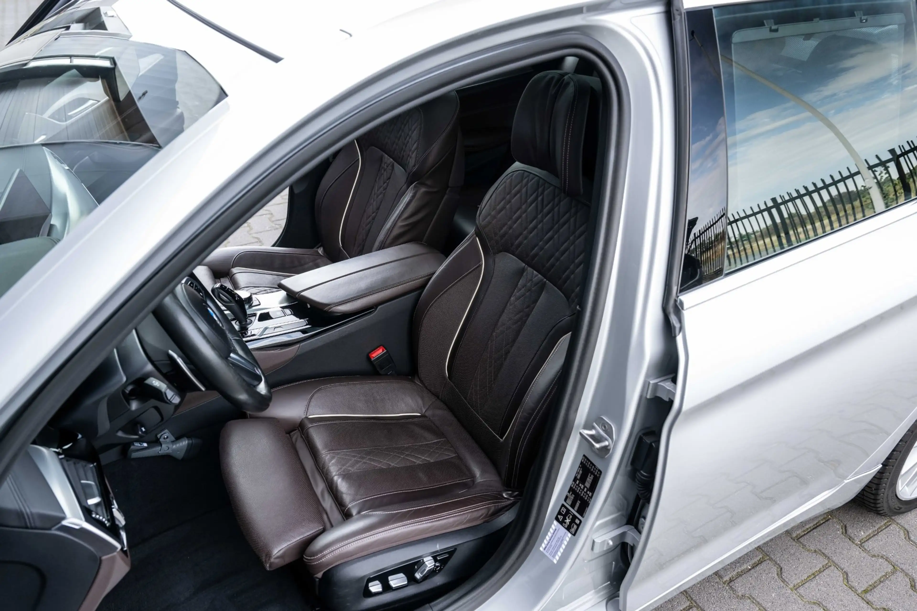 BMW 540 5-serie Touring 540i xDrive High Executive|Pano|St — photo 23
