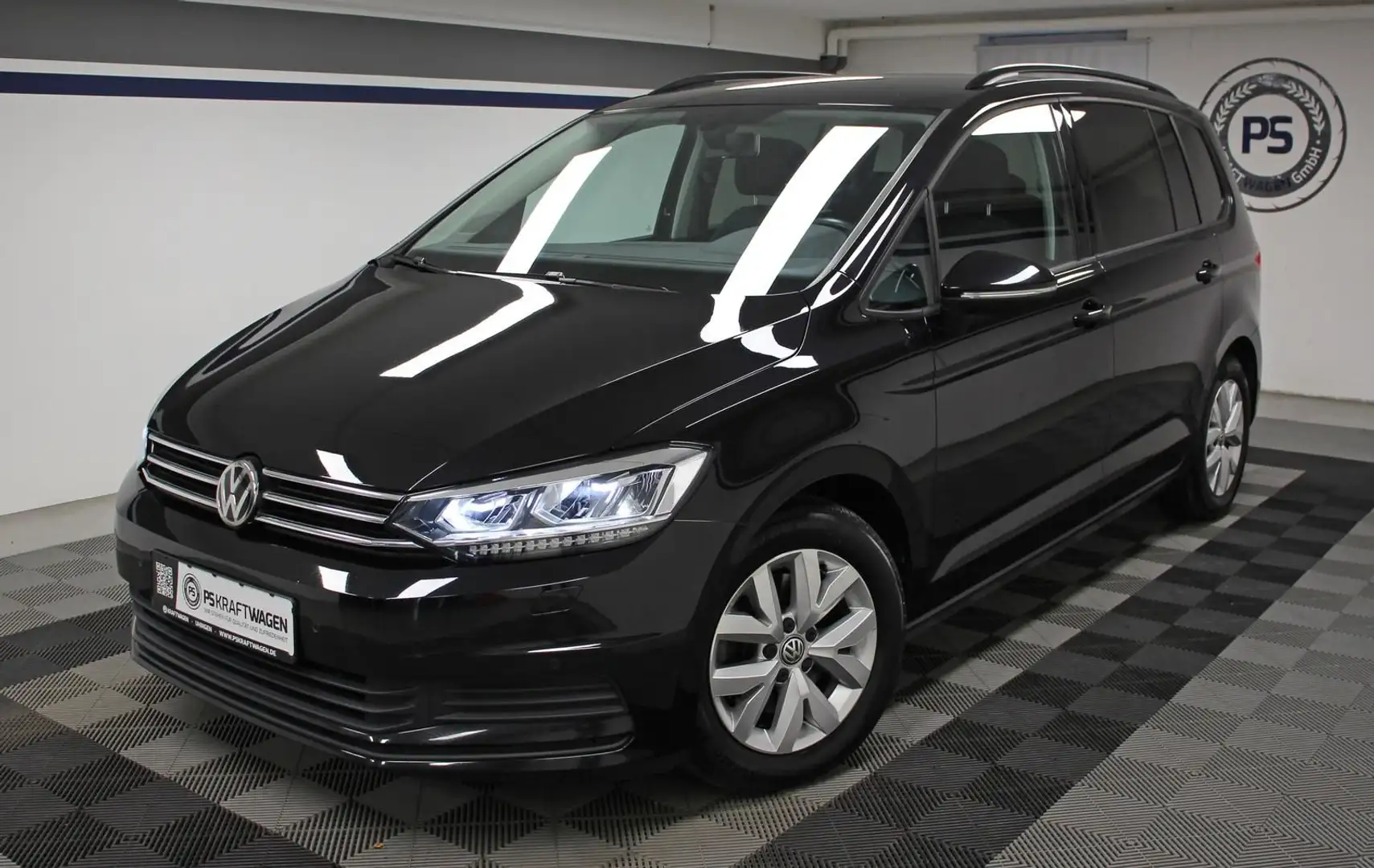 Volkswagen Touran 1.6 TDI LED NAVI BT SHZ ACC AHK 7-SITZER Zwart - 1