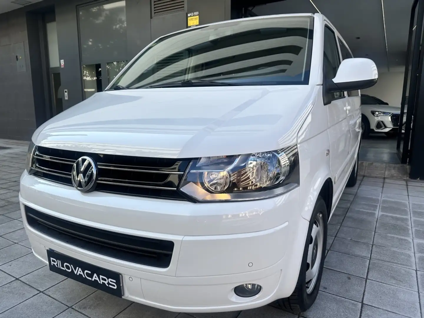 Volkswagen T5 Caravelle 2.0BiTDI Comfortline 4M Blanco - 2