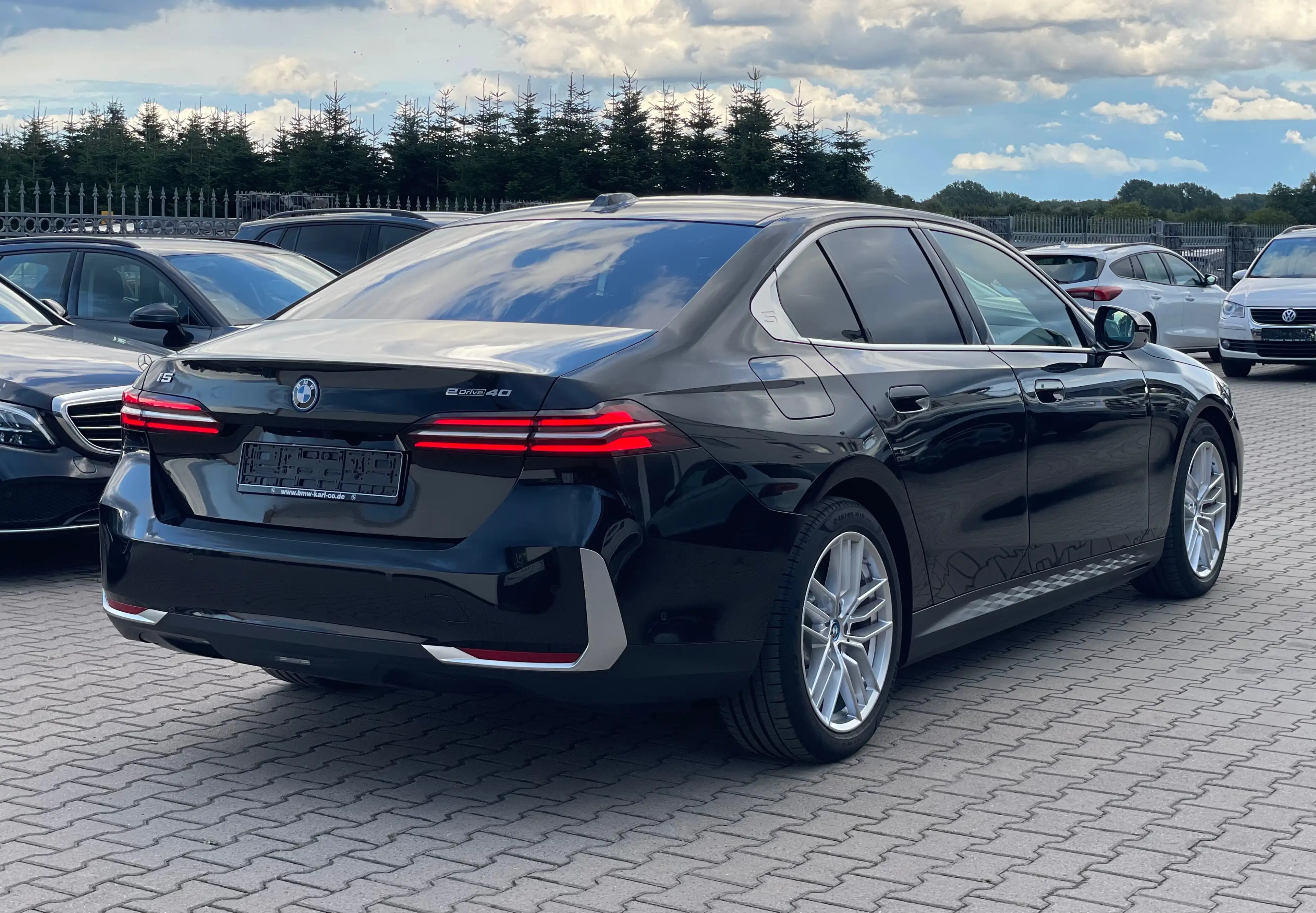 BMW i5 40 eDrive — photo 5