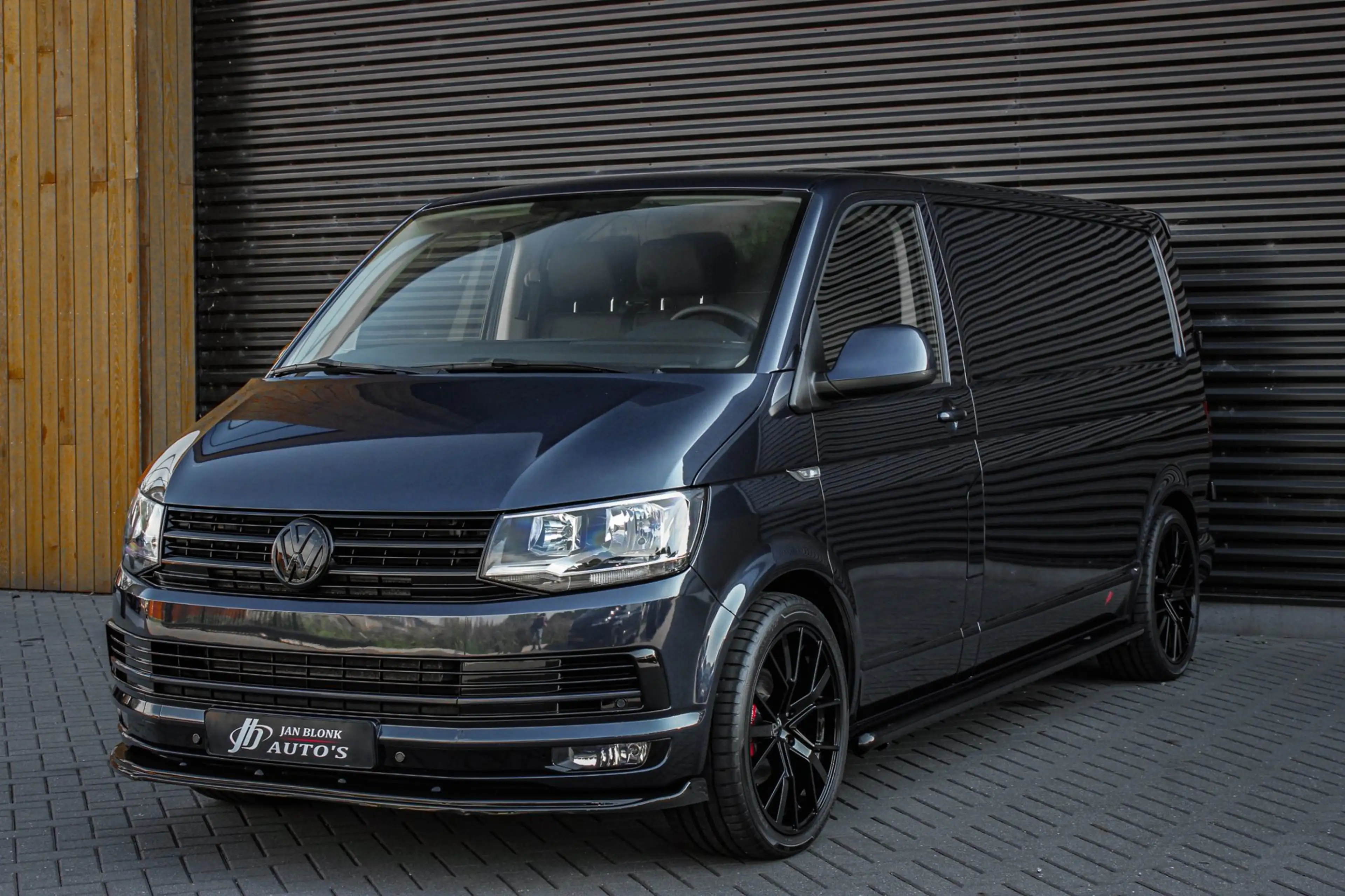 Volkswagen Transporter 2.0 TDI L2H1 150PK JB-EDITION / PDC / VERLAGINGSVE — photo 10
