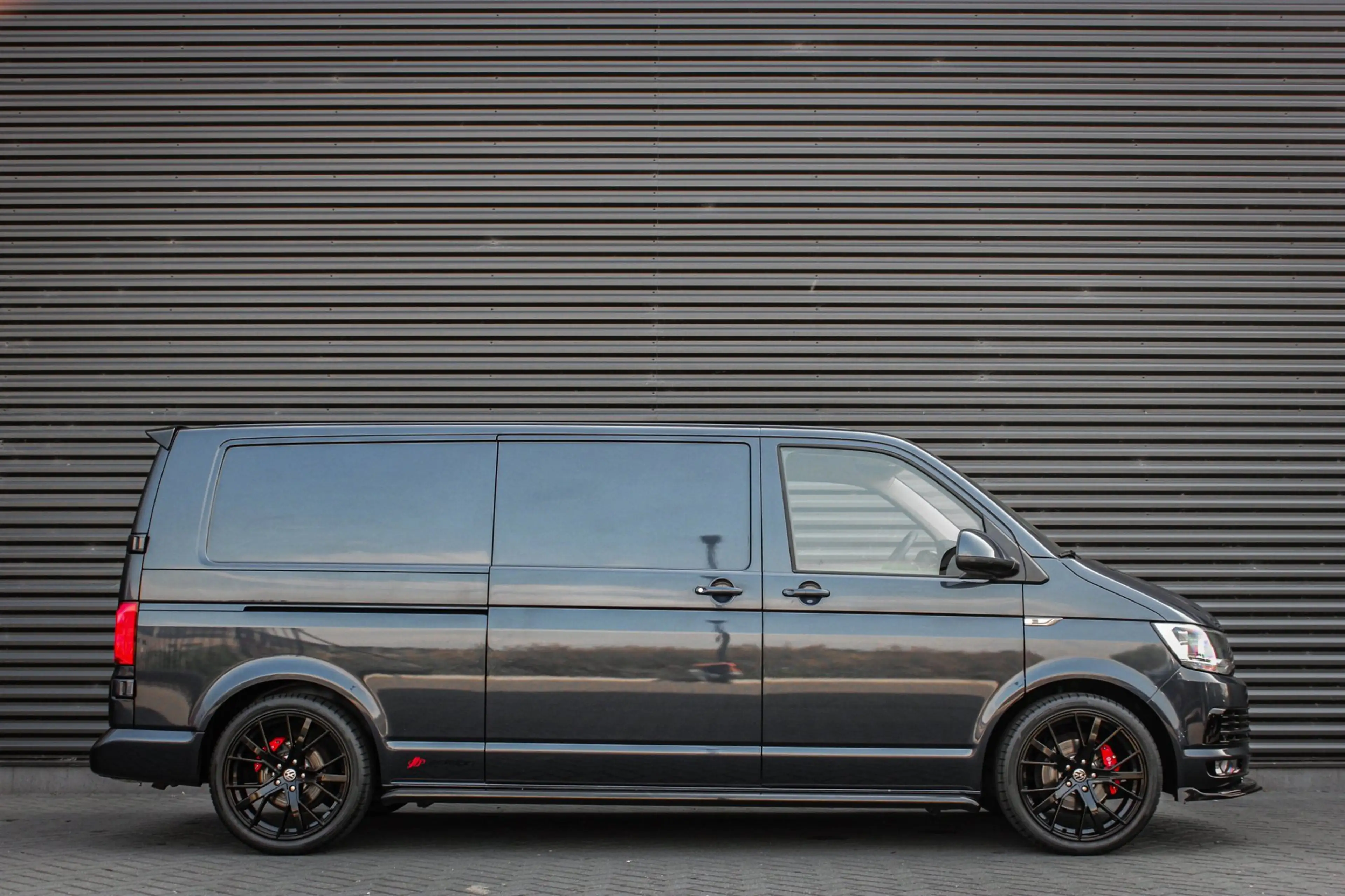 Volkswagen Transporter 2.0 TDI L2H1 150PK JB-EDITION / PDC / VERLAGINGSVE — photo 6