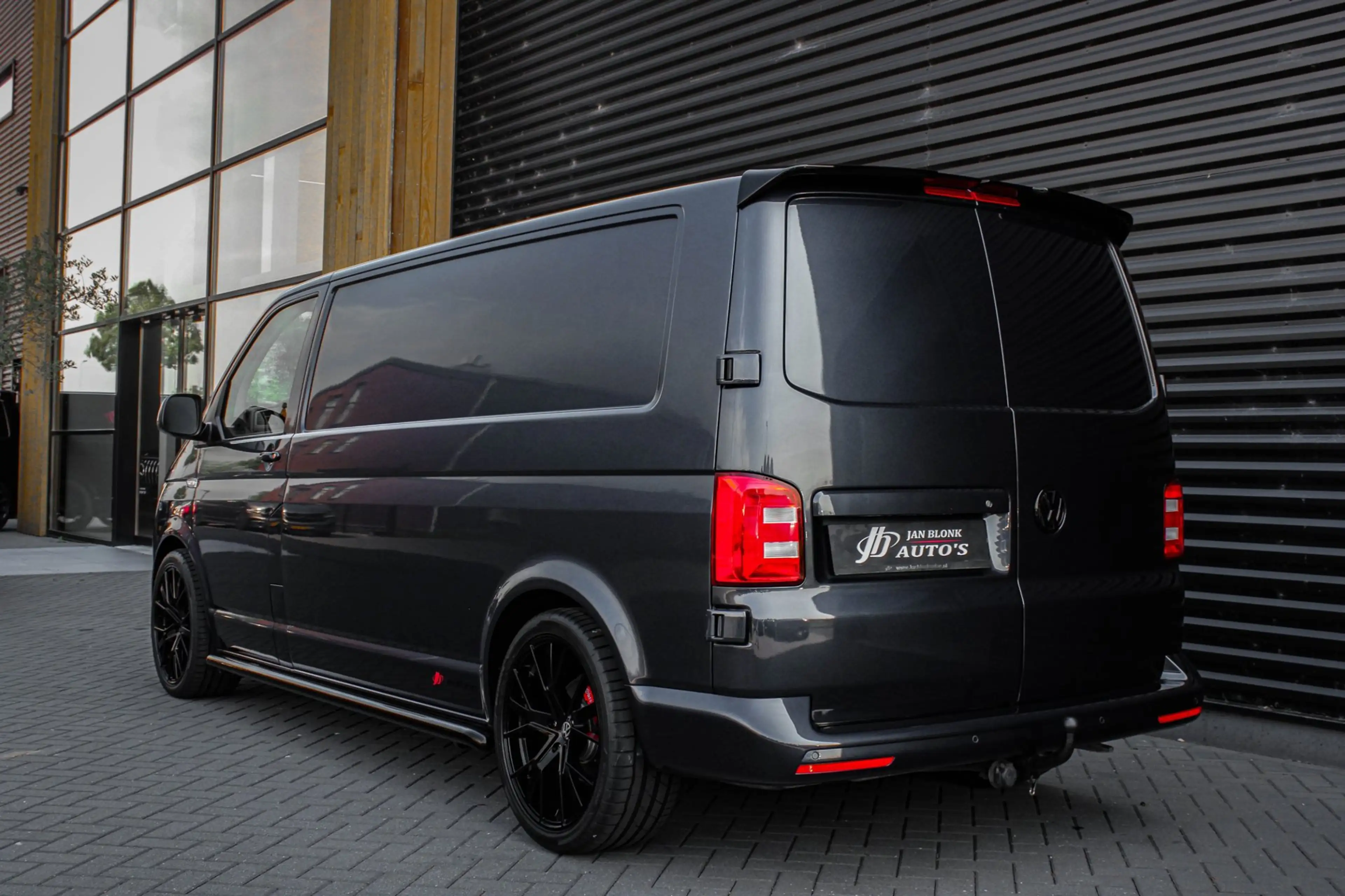 Volkswagen Transporter 2.0 TDI L2H1 150PK JB-EDITION / PDC / VERLAGINGSVE — photo 9