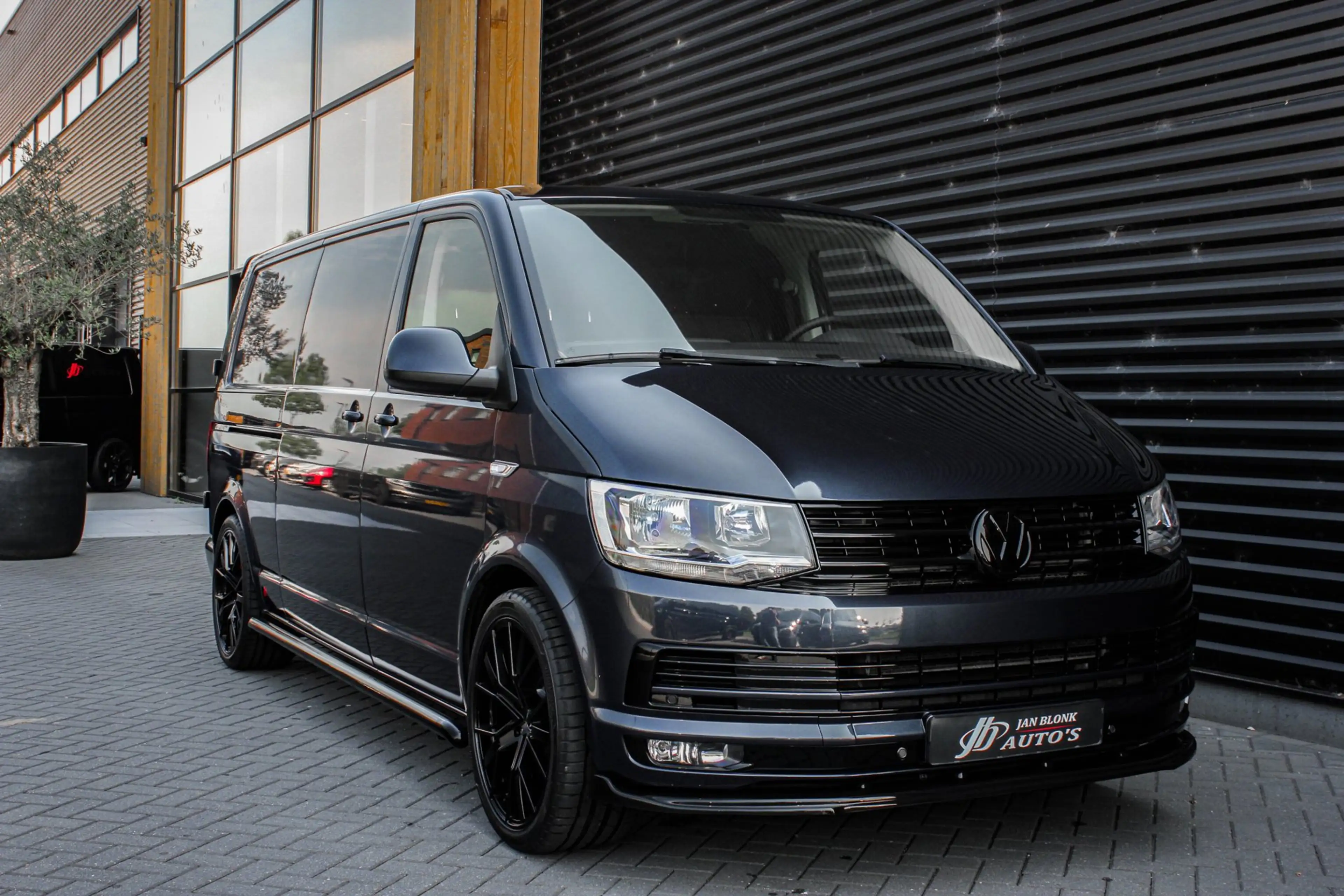 Volkswagen Transporter 2.0 TDI L2H1 150PK JB-EDITION / PDC / VERLAGINGSVE — photo 8