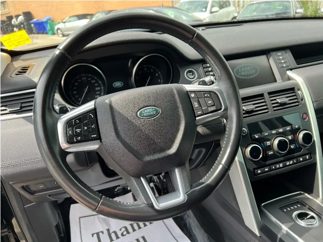 Land Rover Discovery Sport снимка Land Rover Discovery Sport