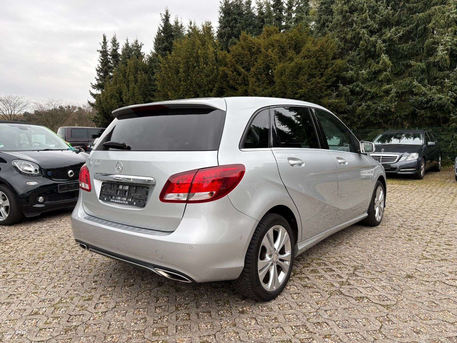 Second hand Mercedes Benz B-Class 200