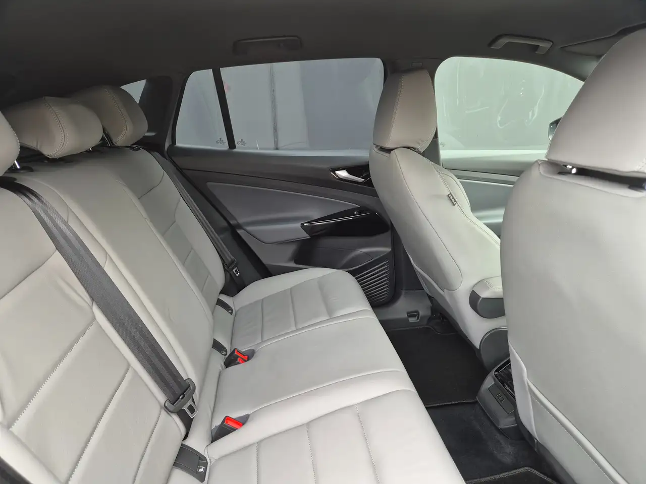 Volkswagen ID.4 *LEDER*NAVI*BLUETOOTH*NIEUWSTAAT!!* 13