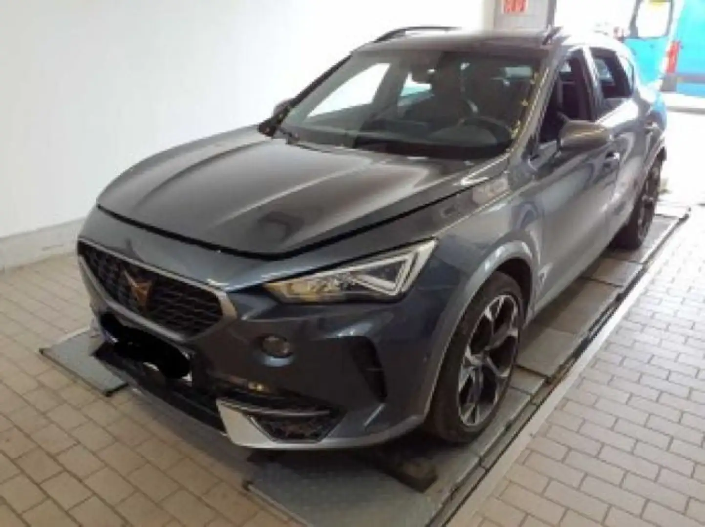 CUPRA Formentor 1.5 TSI Navi*AHK*Pano*DCC*El.Heck*Keyl Grau - 2