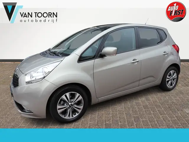 Kia Venga 1.6 CVVT ExecutiveLine Automaat. Panoramadak, navi