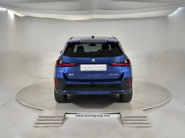 BMW X1 view 4