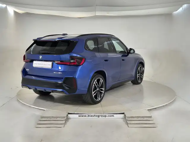 BMW X1 view 5