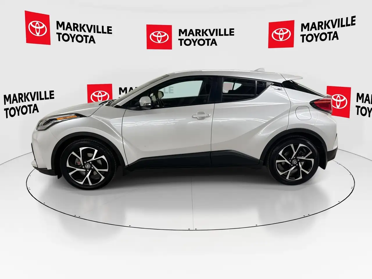 Toyota C-HR fotografie Toyota C-HR