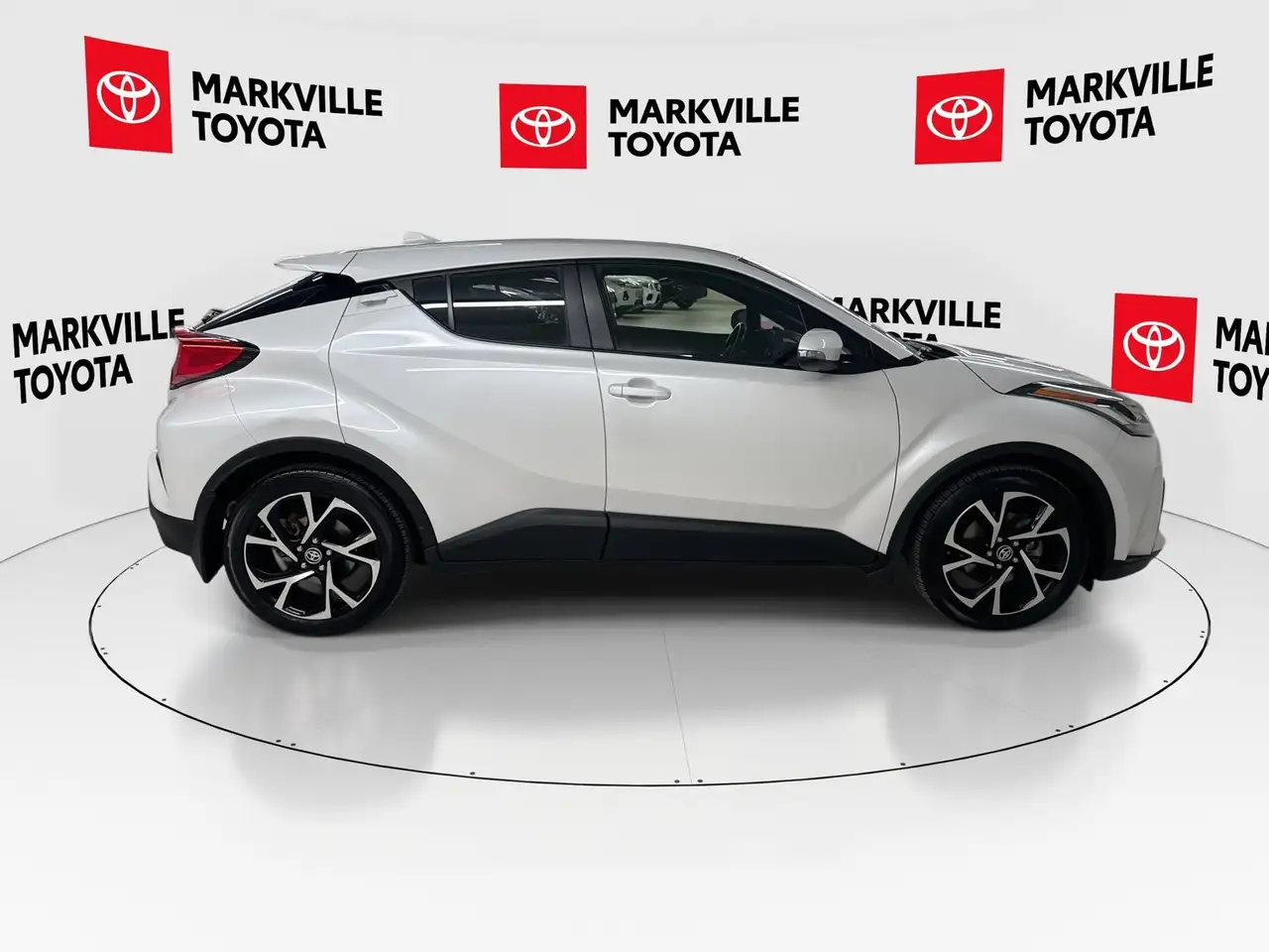Toyota C-HR fotografie Toyota C-HR