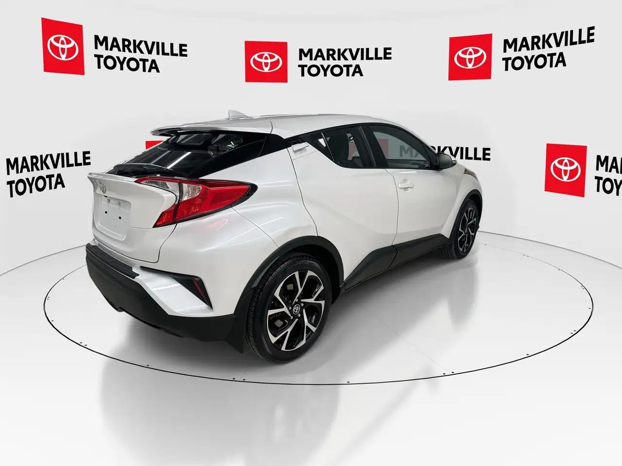 Toyota C-HR fotografie Toyota C-HR
