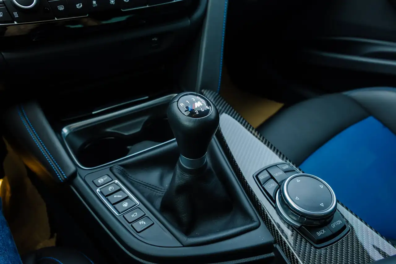 BMW M3 photo BMW M3
