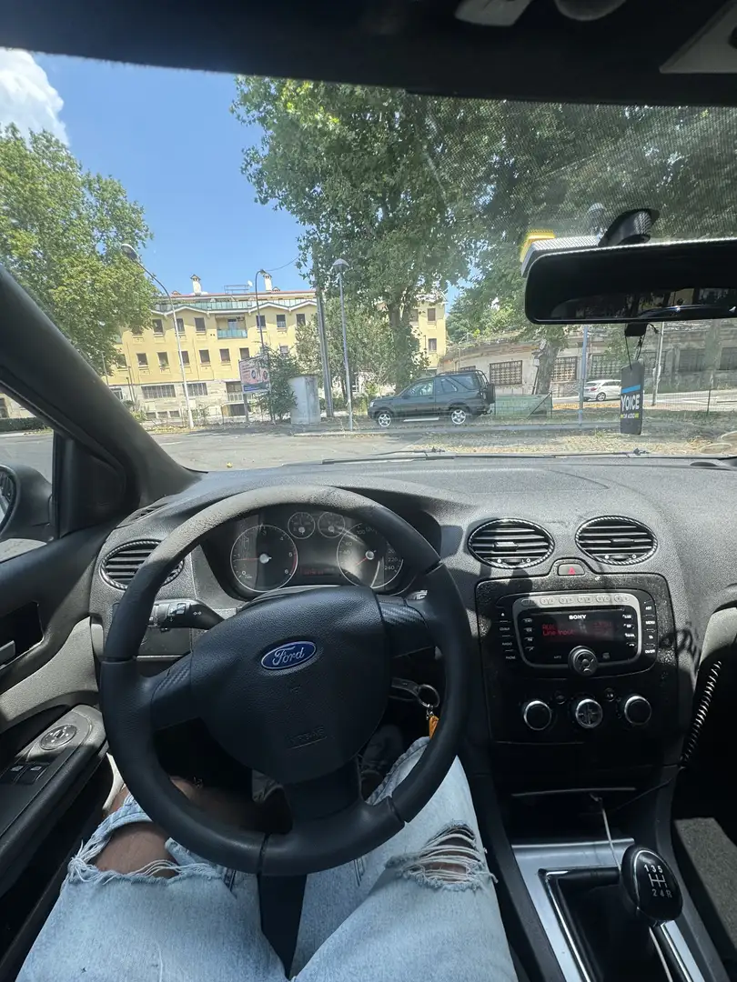 Ford Focus Turnier 1.6 TDCi Ambiente - 2