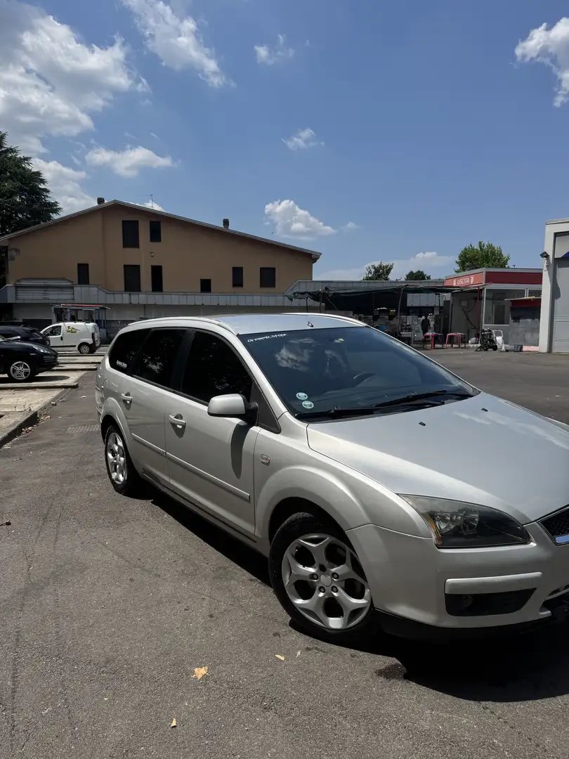 Ford Focus Turnier 1.6 TDCi Ambiente - 1