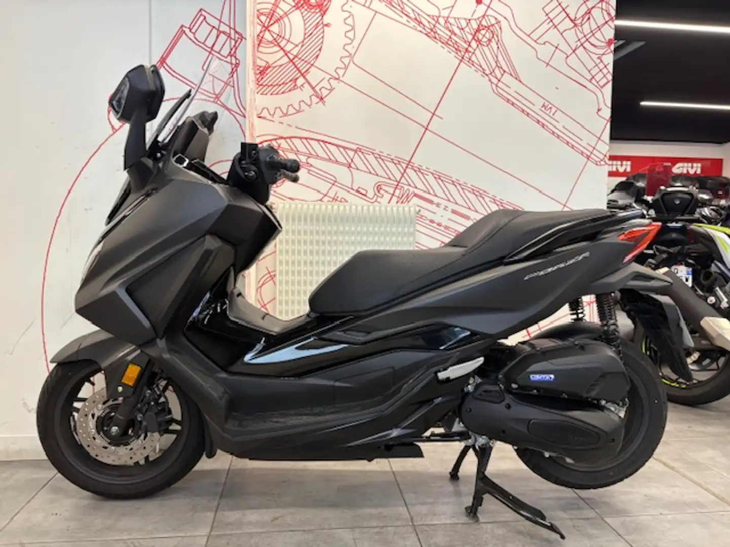 Honda Forza 125 Gri - 2