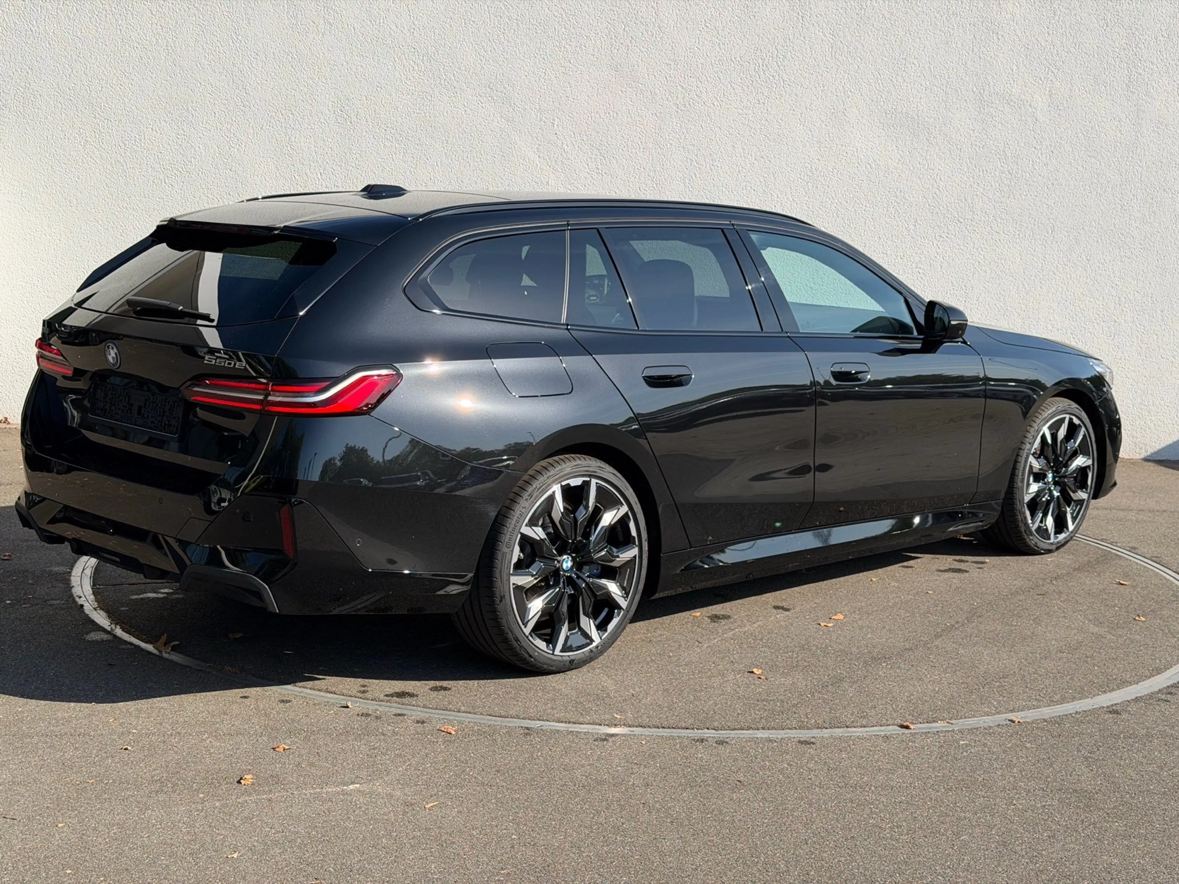 BMW 550 e xDrive Touring M SPORT+PA PROF+LM21+PANO — photo 6