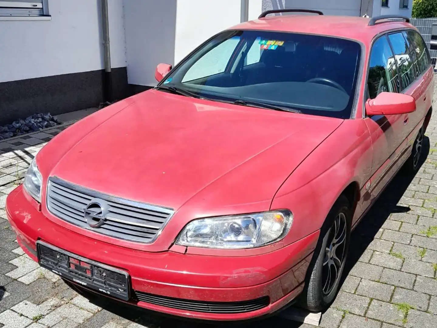 Opel Omega Omega Caravan 2.2 16 V Rosso - 1