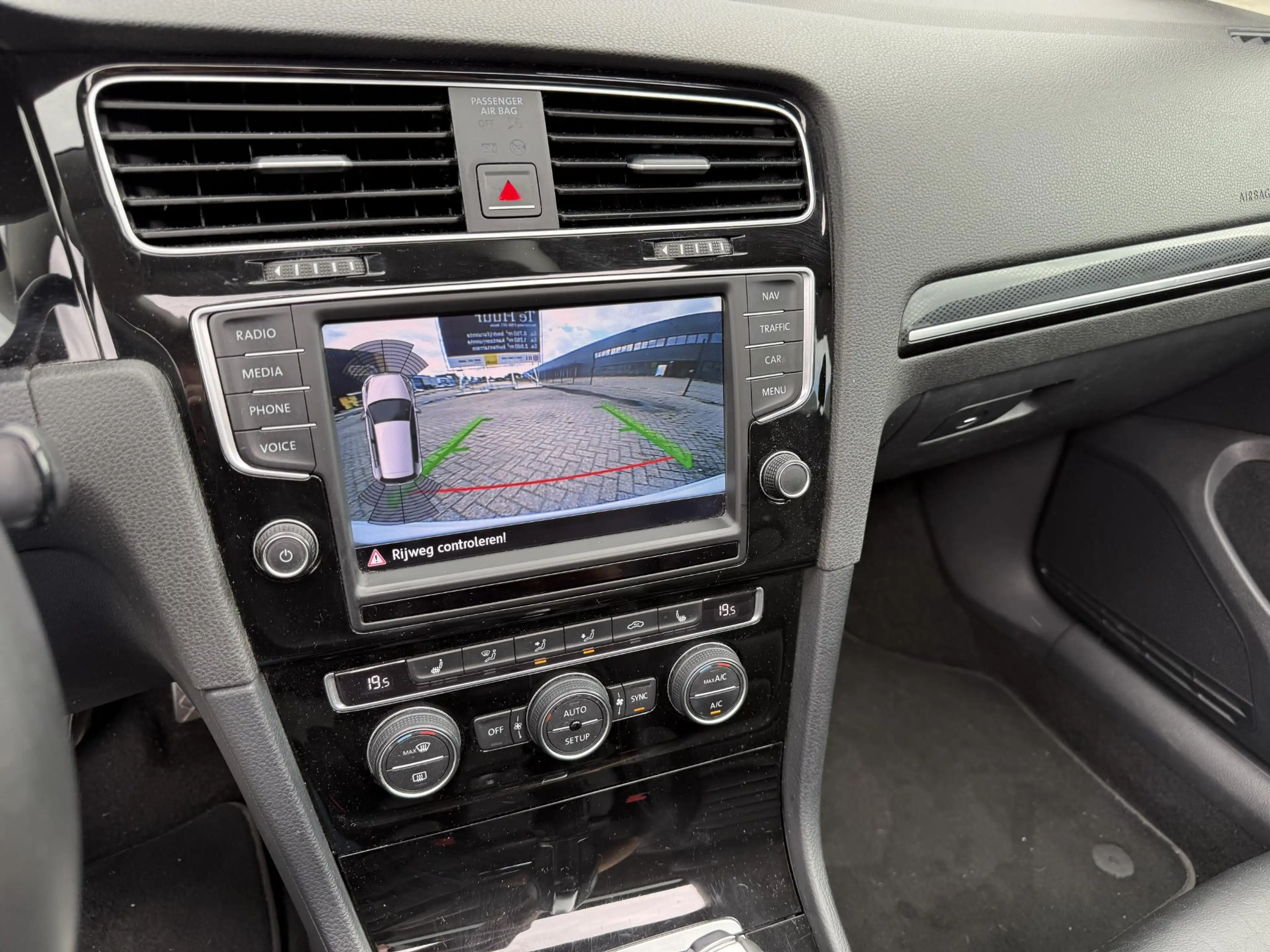 Volkswagen Golf 1.4 TSI ACT Highline Pano|Leder|ACC|Keyless|Camera — photo 8