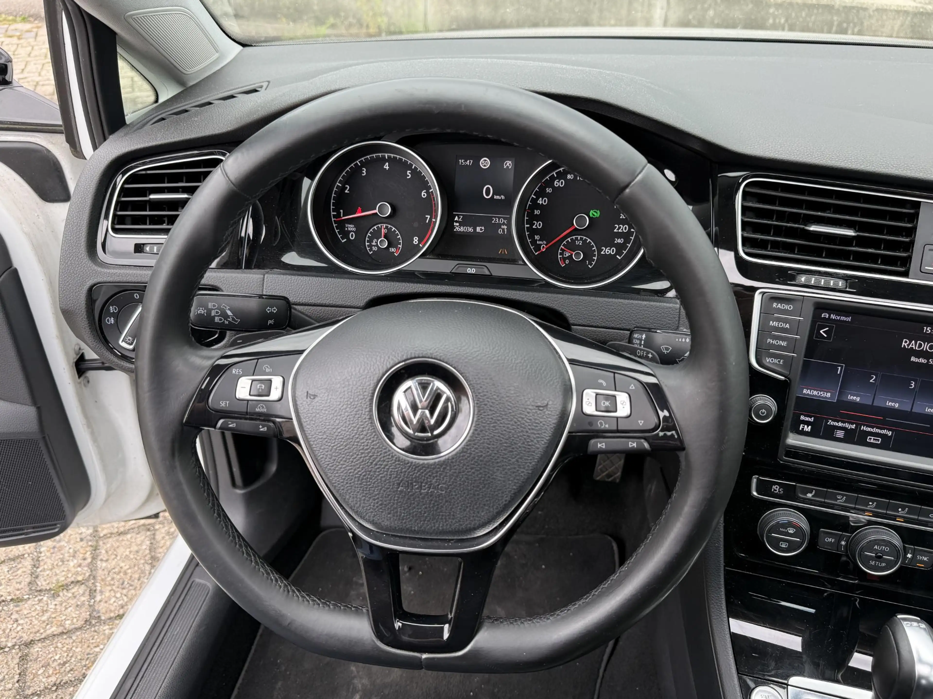 Volkswagen Golf 1.4 TSI ACT Highline Pano|Leder|ACC|Keyless|Camera — photo 7