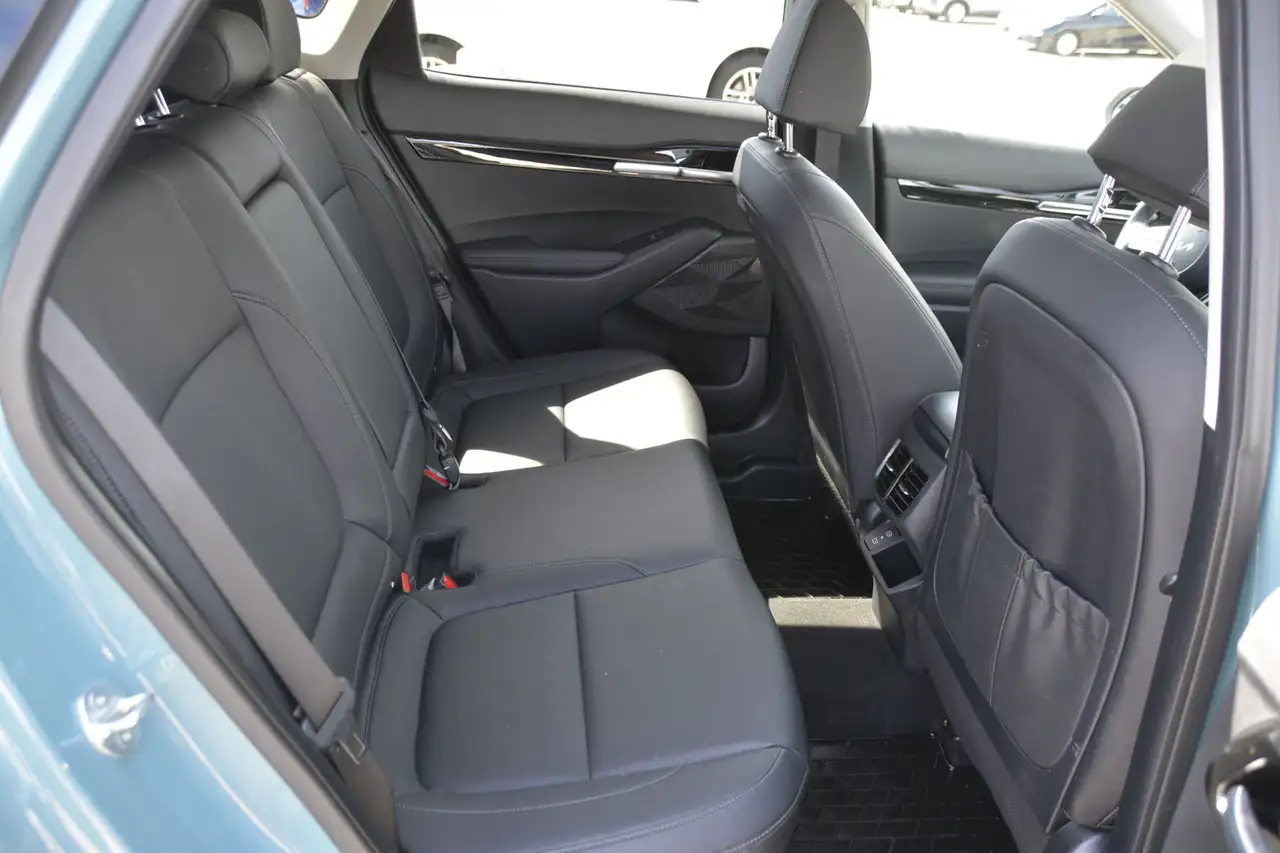 Kia Seltos снимка Kia Seltos