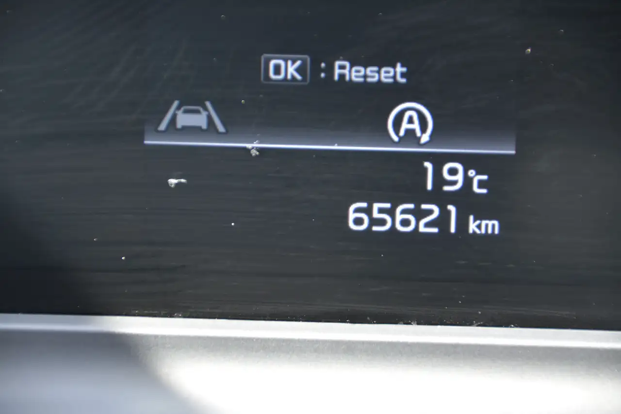 Kia Seltos снимка Kia Seltos